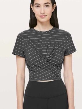 Lululemon Time to Restore Striped Twist-Front Crop Tee Size 2